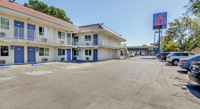 Motel 6-Stockton, CA - North