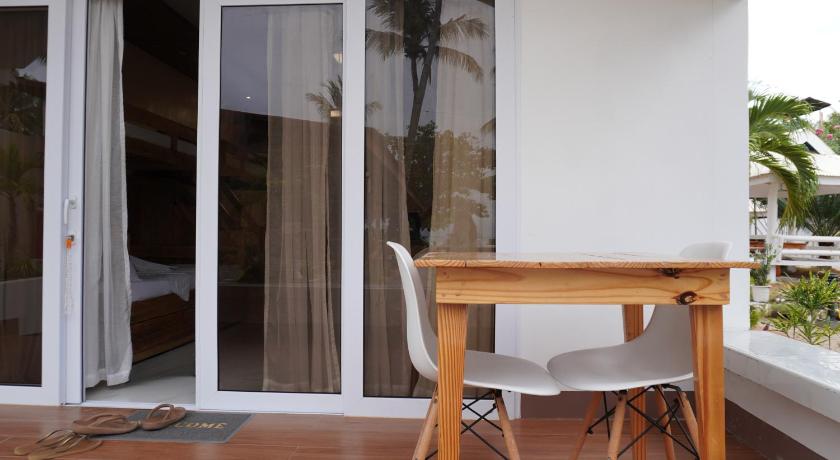 セブ Costa Liz Island Resort  3つ星 ホテル 施設