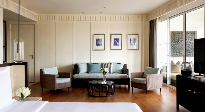 Image of 1 King Private Garden Suite 4