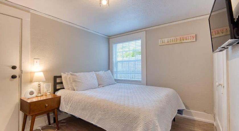 Coos Bay (OR) #StayInMyDistrict HeritageHouse 2Bedroom Apartment 4-Star Accommodation view