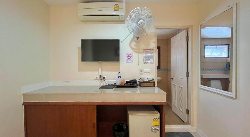 Image of Standard Single Room 6