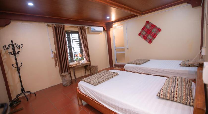 Image of Double Room with Private Bathroom 6