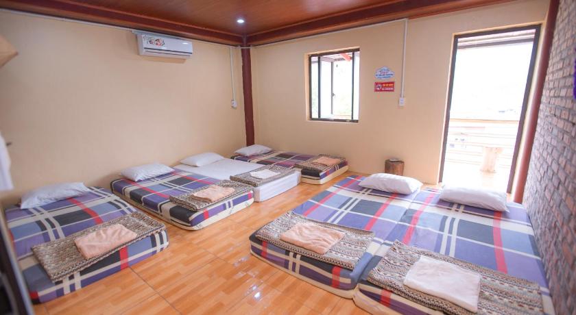 Image of Single Bed in Mixed Dormitory Room 11