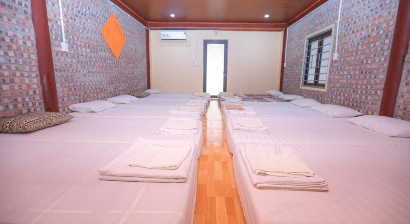 Image of Single Bed in Mixed Dormitory Room 0