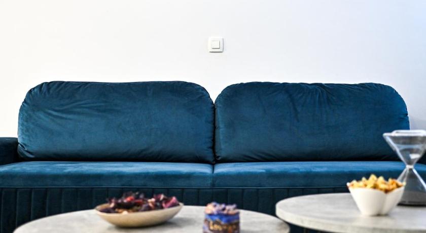 NEW Modern Studio Apartment Nina - image 6