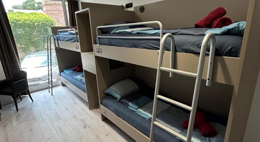 Hostelum