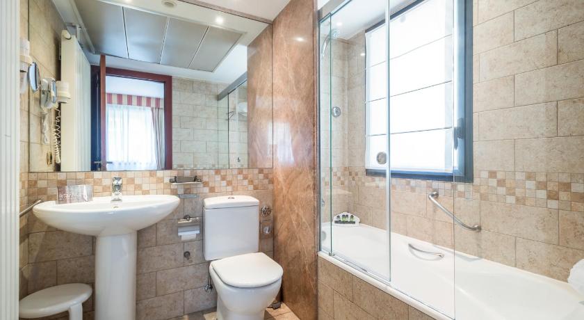 Image of Twin Room 3