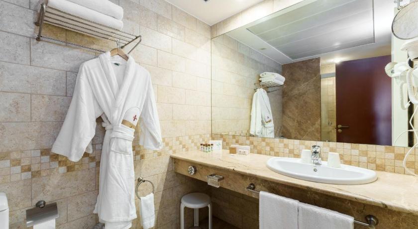 Image of Twin Room 2
