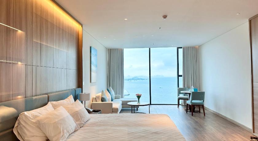 Image of One-Bedroom Apartment - Oceanfront 0