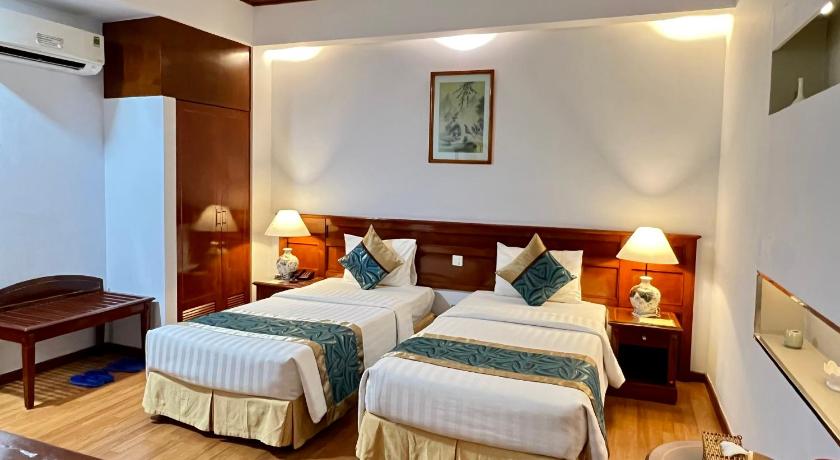 Image of Oscar Elegant Twin Room 1