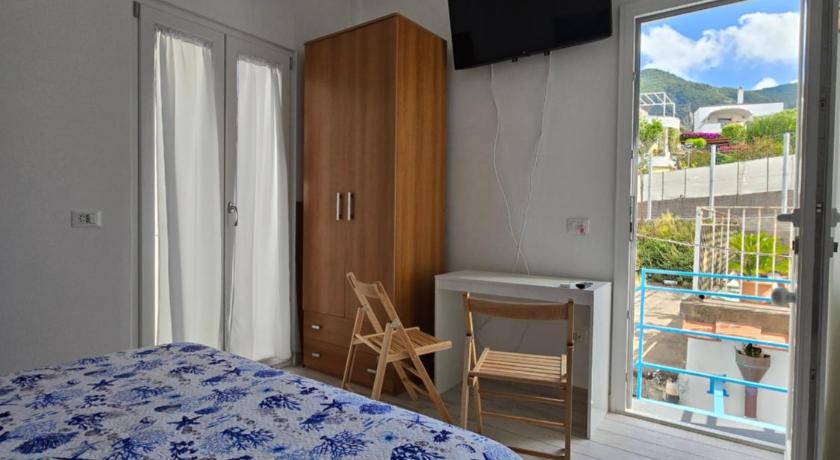 La casa di Giuliana primo piano con balcone