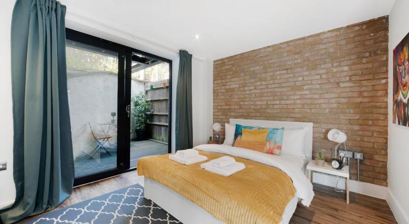 Image of Studio with Terrace 6