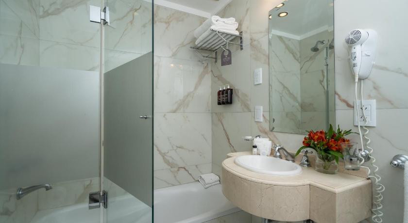 Image of Junior Suite 6