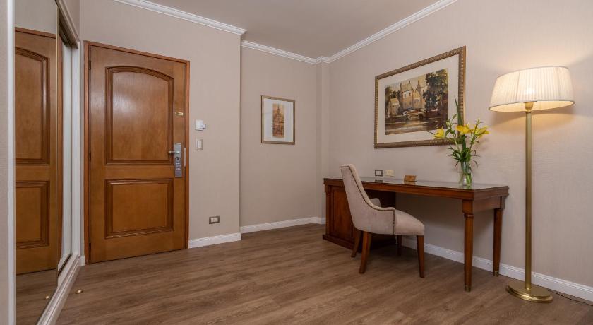 Image of Junior Suite 7