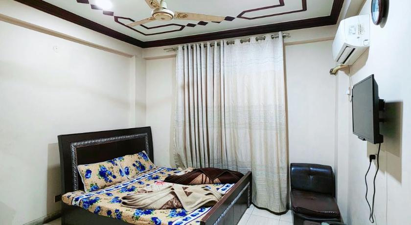 Hotel New Taj International - main image