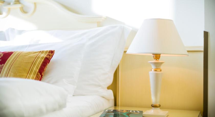 Image of Standard Double or Twin Room 4