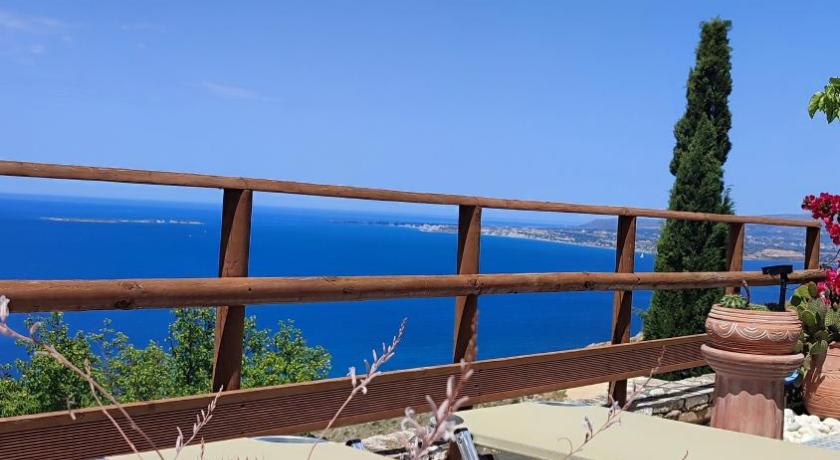 Image of One-Bedroom Apartment with Sea View 6
