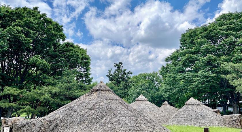 서울 갓성비 암사역 도보 Yes24live 암사종합시장 한강공원 KSPO 2룸 2퀸 침대 (갓성비 암사역 도보 Yes24live 암사종합시장 한강공원 KSPO 2룸 2퀸 침대) 4성급 호텔 수영장