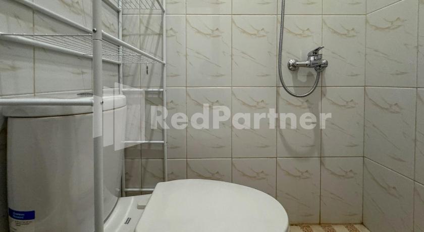 Ndalem Joglo Kawijayan Syariah Mitra RedDoorz – Karanganyar, SD