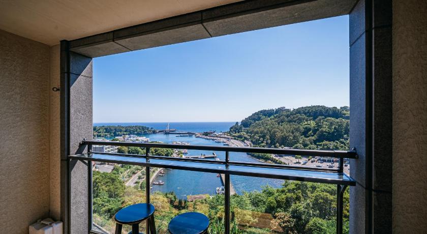 Image of Deluxe Double Room With Balcony and Ocean View 1