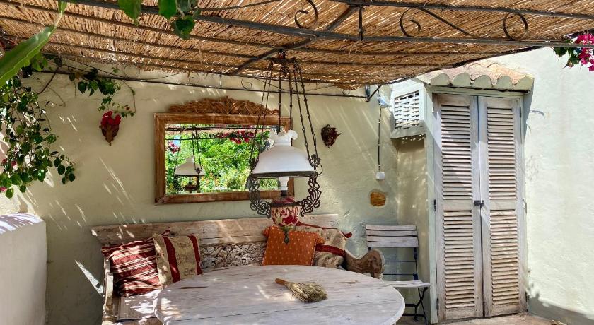 Image of One-Bedroom Villa 16