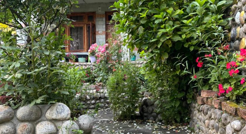 Naggar-Manali's paradise at Chanderlok - image 4