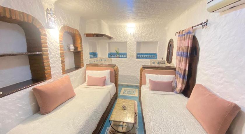 Image of Junior Suite with Mountain View 2