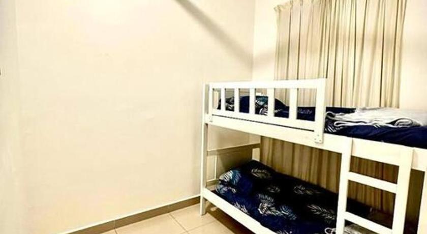 Yuvina Homestay - image 6