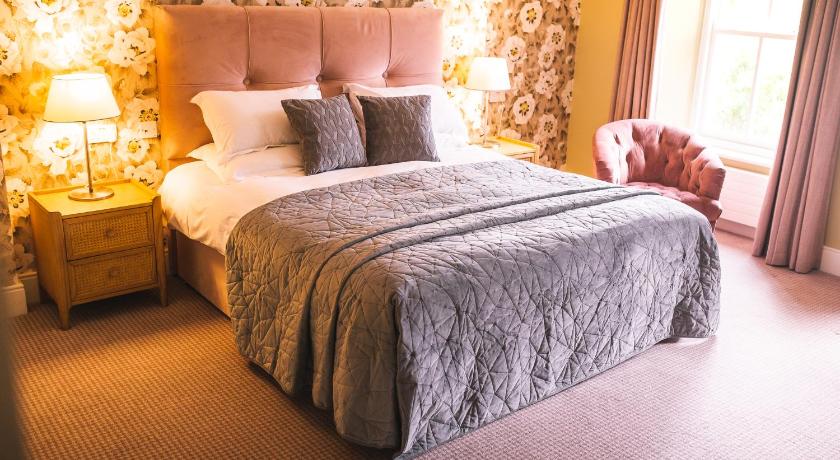 Image of Castle Dargan Executive Suite 0