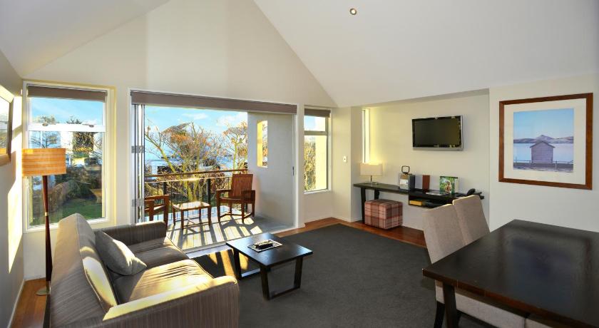 Image of Garden View Suite 1