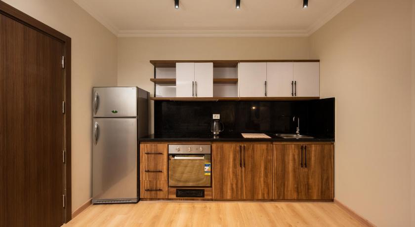 Belvira Residence Studio Apartment - image 9