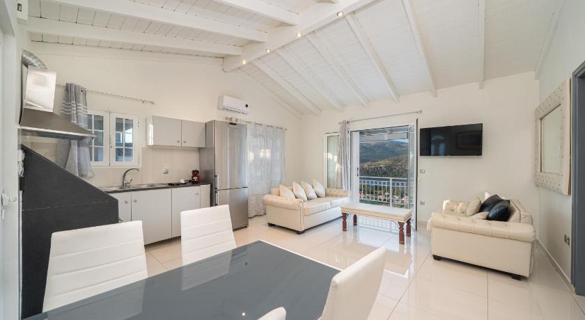 Image of Junior Suite with Sea View 0