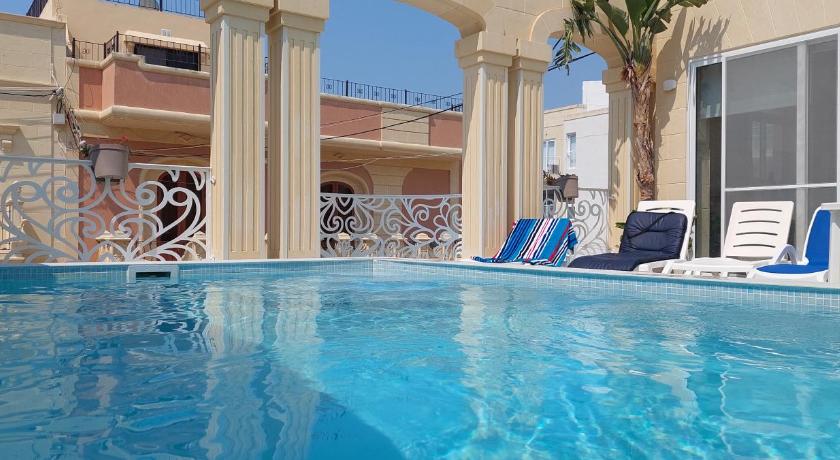 Villa with private pool in Gozo