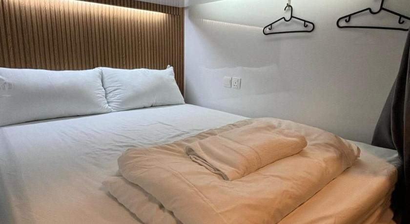 Image of Bed in 10-Bed Mixed Dormitory Room 6