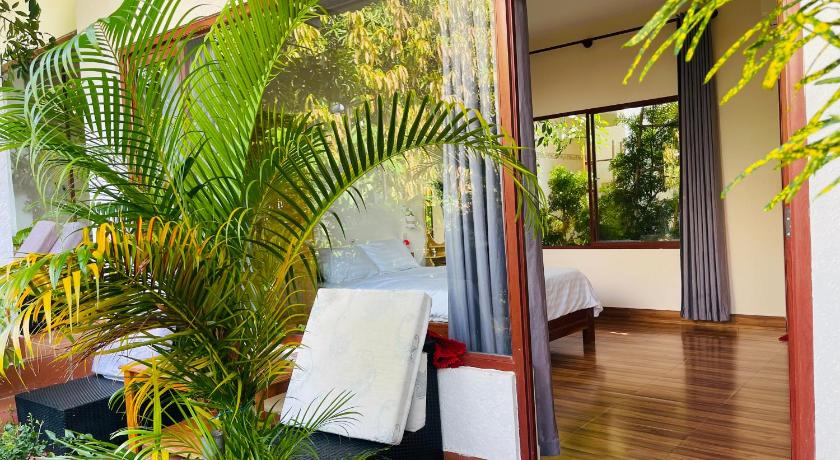 Image of Deluxe Room (2 Adults + 1 Child) 6