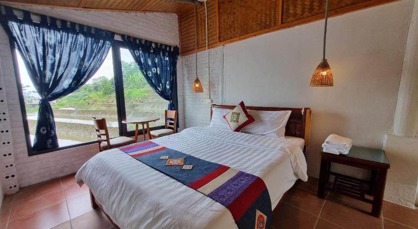 Image of Double Room with Mountain View 2