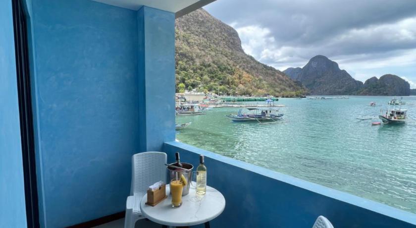 La Salangane Beach Hotel-Downtown – El Nido, WI