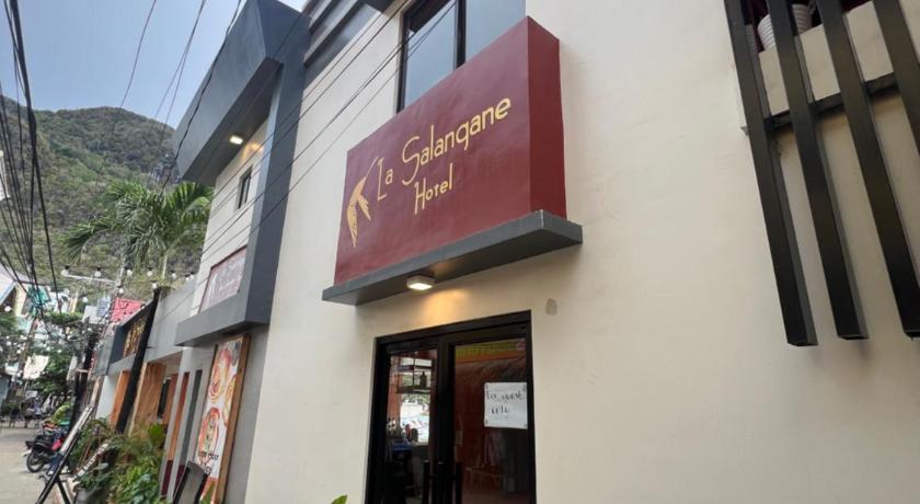 La Salangane Beach Hotel-Downtown – El Nido, WI
