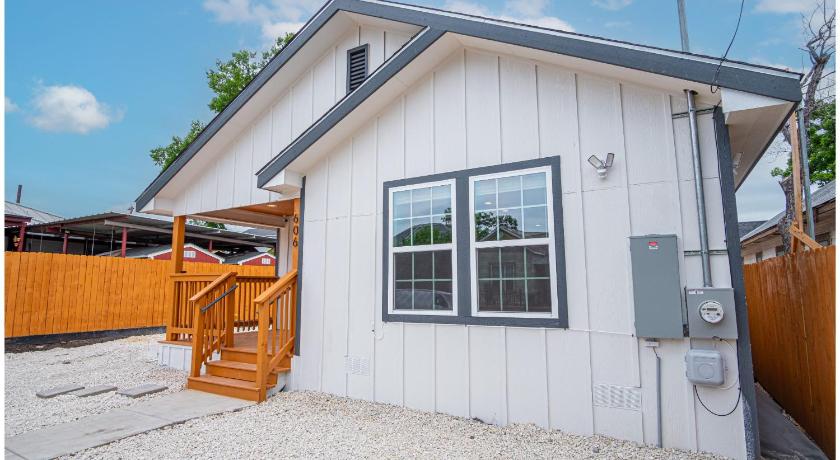 サンアントニオ Spacious Delightful 4 BR 3 BA Close to Downtown 3つ星 宿泊施設 外観