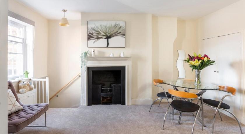 布兰福德论坛 The Hideaway, lovely cosy place in Blandford Forum, Dorset 4星级 单人房 设施