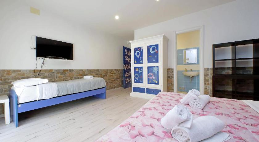 Image of Three-Bedroom Apartment 4