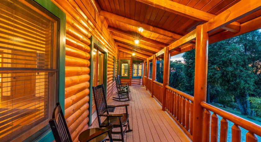 니핀나와제 (CA) Yosemite Villa - log cabin with spectacular views & stargazing 5성급 숙소 로비