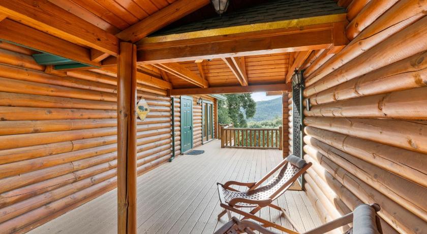 니핀나와제 (CA) Yosemite Villa - log cabin with spectacular views & stargazing 5성급 숙소 레스토랑