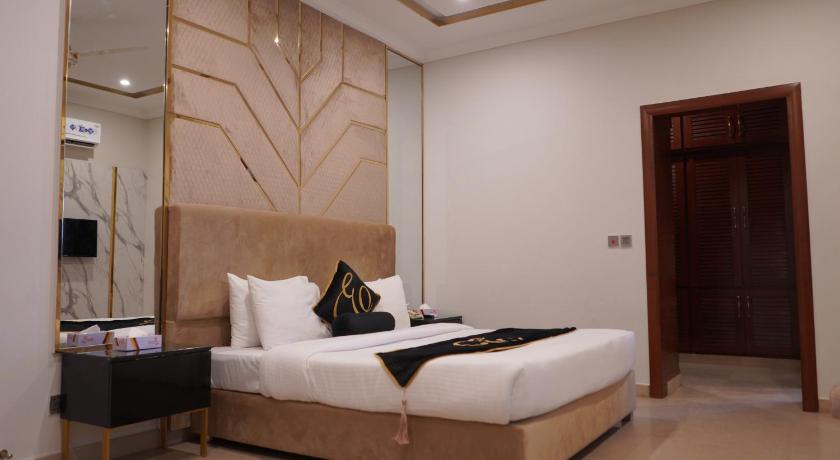 Envoy Express - image 13