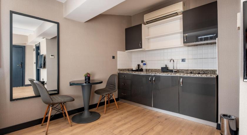 The Row Suites Taksim - image 2