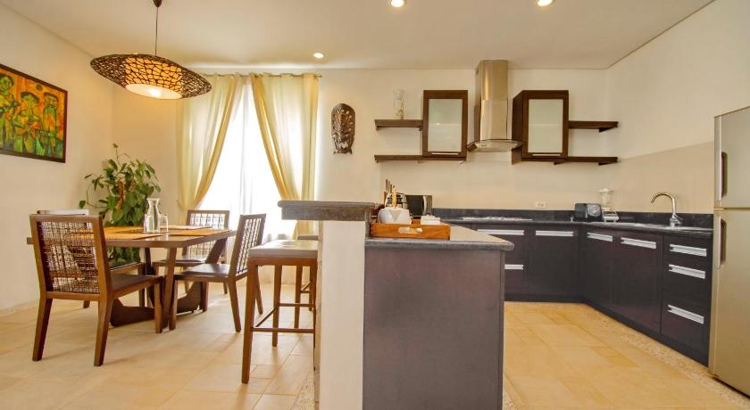 Image of 1 Bedroom Premier Suite - Jacuzzi 10