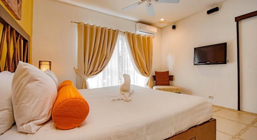 Image of 1 Bedroom Premier Suite - Jacuzzi 8