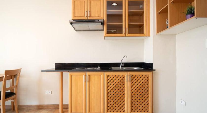 181 Ekkamai Apartment - image 9