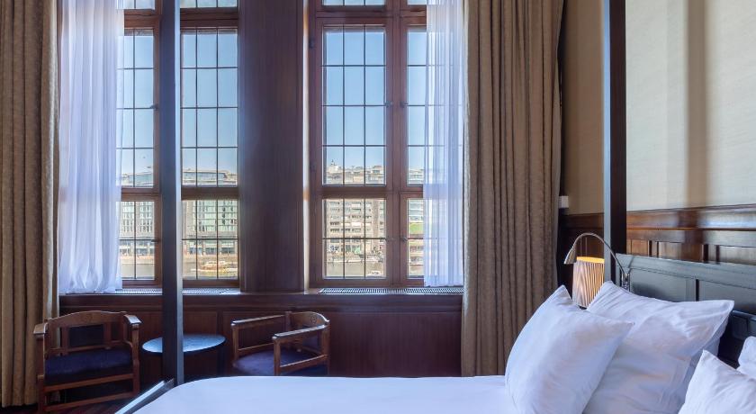 Image of Suite 1
