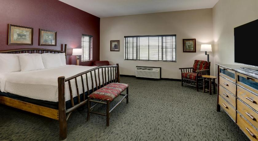 Image of Suite with Hot Tub 1